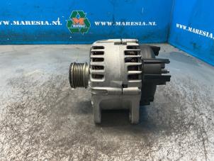 Dynamo van een Renault Kangoo Express (RFK) 1.5 Blue dCi 75 2024