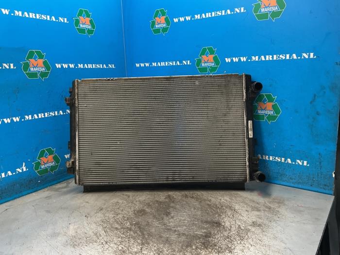Usagé Radiateur Seat Leon ST (5FF) 1.6 TDI Ecomotive 16V Prix € 52,50 Règlement à la marge proposé par Maresia Auto Recycling B.V.