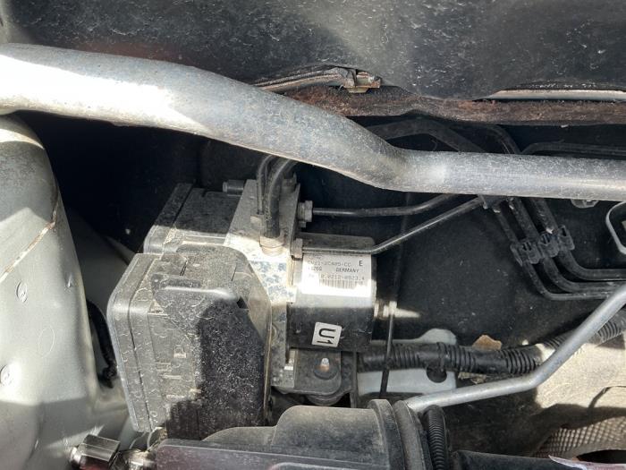 Used ABS pump Ford Fiesta 6 (JA8) 1.25 16V Price € 210,00 Margin scheme offered by Maresia Auto Recycling B.V.