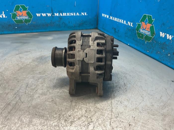 Usagé Dynamo Dacia Lodgy (JS/SD0J) 1.5 dCi FAP Prix € 52,50 Règlement à la marge proposé par Maresia Auto Recycling B.V.