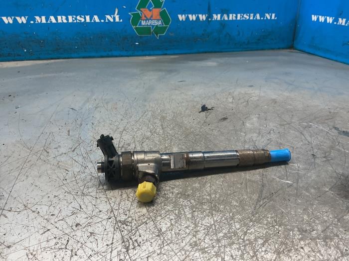 Usagé Injecteurs Dacia Dokker Express (8S) 1.5 Blue dCi 95 Prix € 73,50 Règlement à la marge proposé par Maresia Auto Recycling B.V.