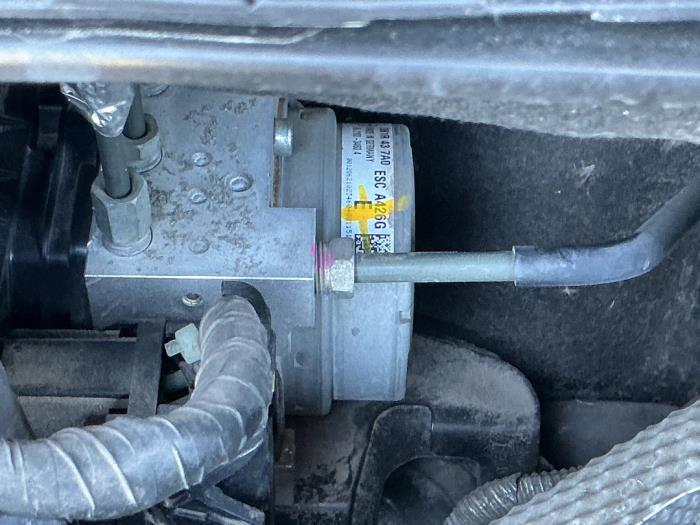Begagnade ABS-pump Mazda 2 (DJ/DL) 1.5 SkyActiv-G 75 Pris € 157,50 Marginaltabell erbjuds av Maresia Auto Recycling B.V.