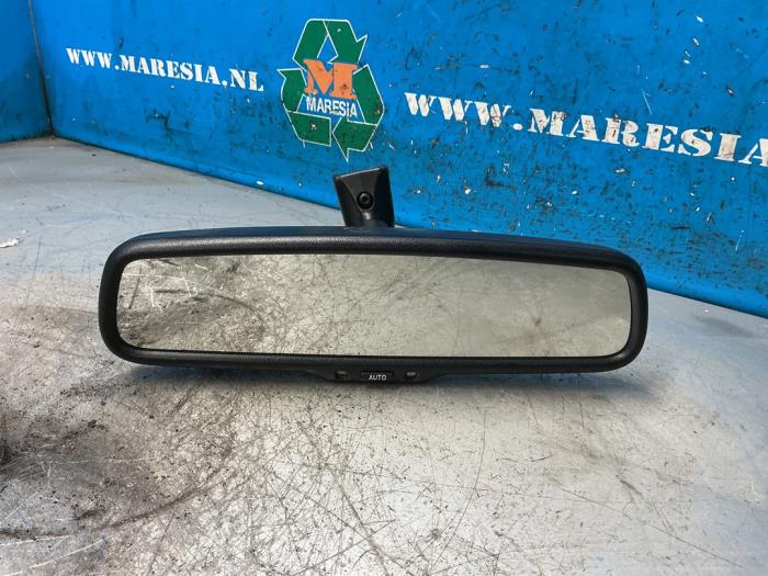 Używane Lusterko wewnetrzne Suzuki SX4 S-Cross (JY) 1.4 Booster Jet Turbo 16V SHVS Cena € 31,50 Procedura marży oferowane przez Maresia Auto Recycling B.V.