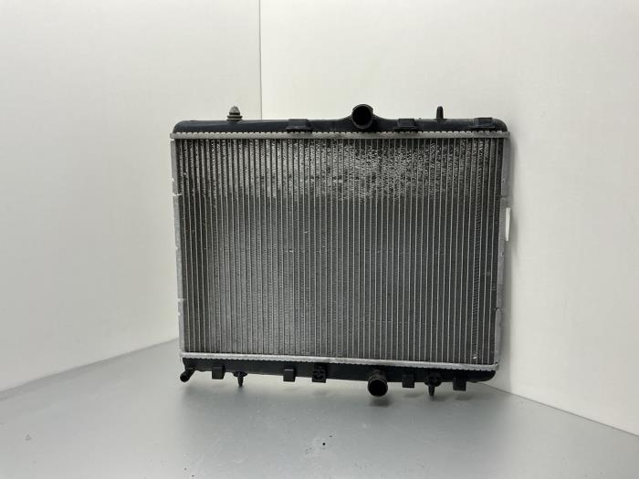 Used Radiator Opel Crossland (X) 1.2 Turbo 12V Price € 47,25 Margin scheme offered by Maresia Auto Recycling B.V.