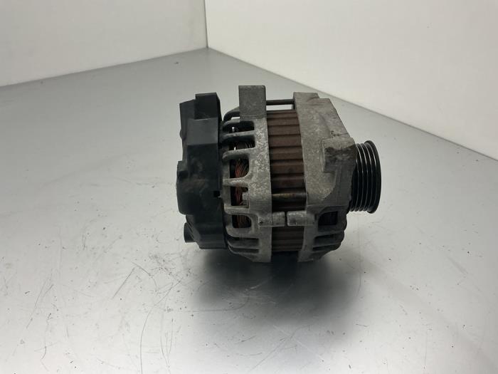 Dynamo van een Kia Rio III (UB) 1.2 CVVT 16V 2015