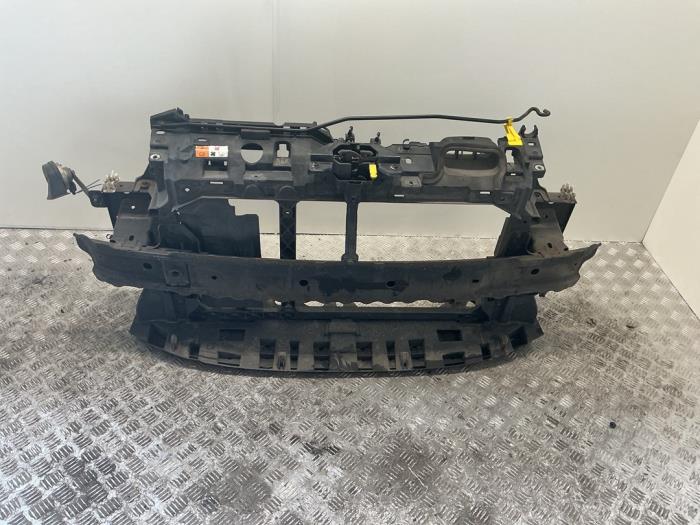 Begagnade Front Ford Fiesta 6 (JA8) 1.25 16V Pris € 210,00 Marginaltabell erbjuds av Maresia Auto Recycling B.V.