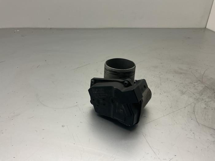 Usagé Boitier papillon Seat Ibiza ST (6J8) 1.4 16V Prix € 52,50 Règlement à la marge proposé par Maresia Auto Recycling B.V.