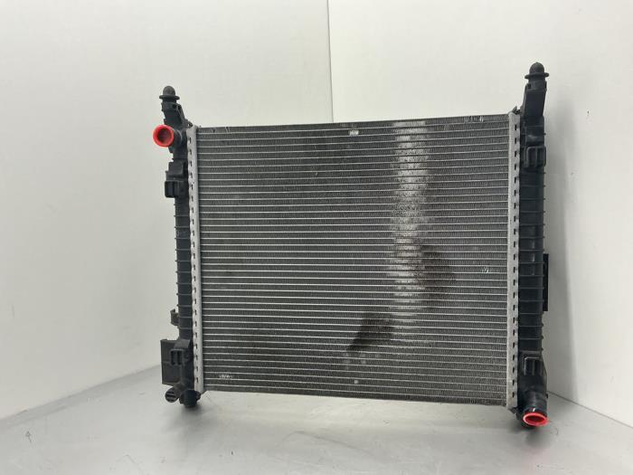 Gebrauchte Kühler Nissan Micra (K13) 1.2 12V DIG-S Preis € 57,75 Margenregelung angeboten von Maresia Auto Recycling B.V.