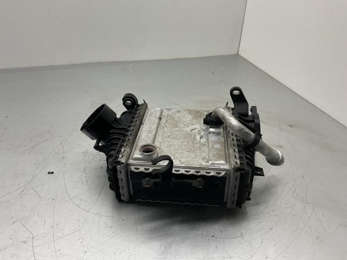 Used Intercooler Mercedes Sprinter 3,5t (910.0/910.1/907.1/907.2) 319 CDI 2.0 D RWD Price € 105,00 Margin scheme offered by Maresia Auto Recycling B.V.