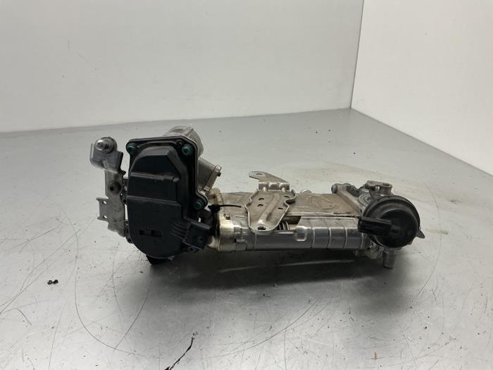 Usagé Refroidisseur RGE Mercedes Sprinter 3,5t (910.0/910.1/907.1/907.2) 319 CDI 2.0 D RWD Prix € 210,00 Règlement à la marge proposé par Maresia Auto Recycling B.V.