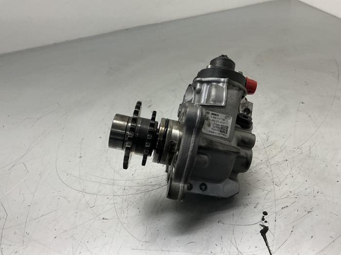 Used Mechanical fuel pump Mercedes Sprinter 3,5t (910.0/910.1/907.1/907.2) 319 CDI 2.0 D RWD Price € 210,00 Margin scheme offered by Maresia Auto Recycling B.V.