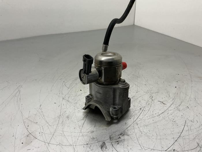 Begagnade Högtryckspump Ford Fiesta 6 (JA8) 1.0 SCI 12V 80 Pris € 68,25 Marginaltabell erbjuds av Maresia Auto Recycling B.V.
