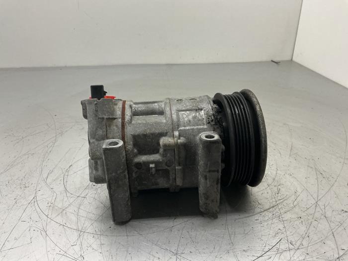 Usagé Compresseur de clim Alfa Romeo MiTo (955) 1.4 TB 16V Prix € 73,50 Règlement à la marge proposé par Maresia Auto Recycling B.V.