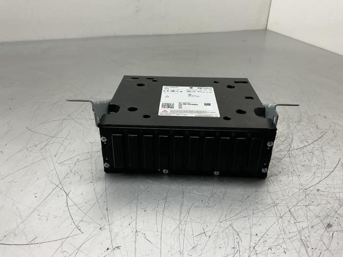 Usagé Module navigation Kia EV6 (CV) 84 kWh RWD Prix € 367,50 Règlement à la marge proposé par Maresia Auto Recycling B.V.