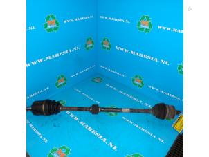 Used Front drive shaft, right Kia Cerato 1.6 16V Price € 52,50 Margin scheme offered by Maresia Auto Recycling B.V.