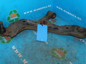 Used Front lower wishbone, left Toyota Auris (E15) 2.0 D-4D-F 16V Price € 42,00 Margin scheme offered by Maresia Auto Recycling B.V.
