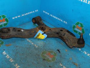 Used Front lower wishbone, right Toyota Auris (E15) 2.0 D-4D-F 16V Price € 42,00 Margin scheme offered by Maresia Auto Recycling B.V.