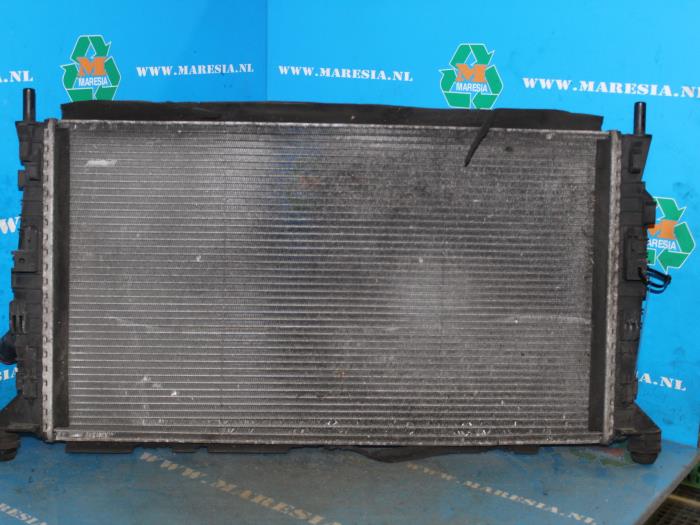 Used Radiator Ford Focus C-Max 1.8 TDCi 16V Price € 42,00 Margin scheme offered by Maresia Auto Recycling B.V.