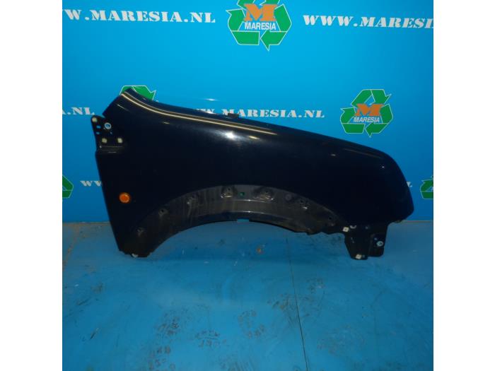 Front wing, right from a Ford Transit Connect 1.8 TDCi 90 2007
