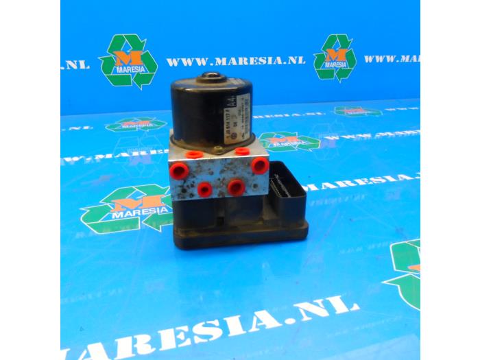 Gebrauchte ABS Pumpe Audi A3 (8L1) 1.6 Preis € 31,50 Margenregelung angeboten von Maresia Auto Recycling B.V.