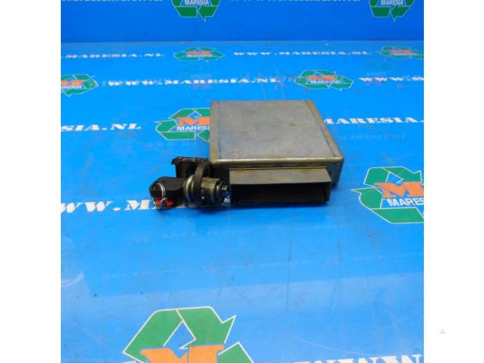 Used Ignition lock + computer Ford Transit 2.5 Di Turbo 100-120S Price € 210,00 Margin scheme offered by Maresia Auto Recycling B.V.