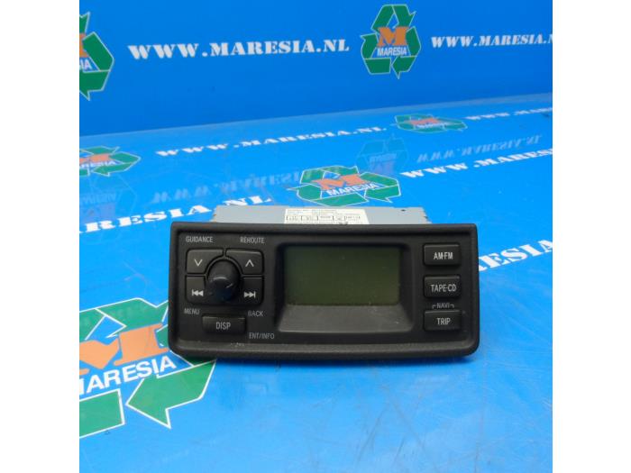 Begagnade Innerdisplay Toyota Yaris (P1) 1.0 16V VVT-i Pris € 36,75 Marginaltabell erbjuds av Maresia Auto Recycling B.V.