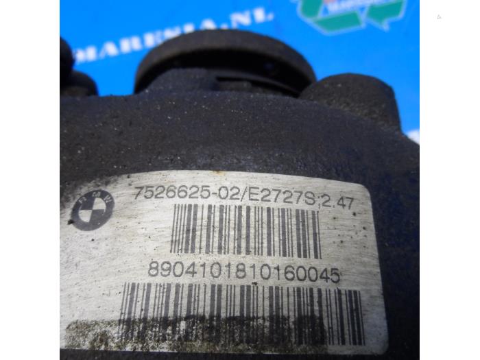 Rear differential from a BMW 3 serie Compact (E46/5) 318td 16V 2004
