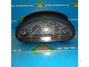 Used Instrument panel BMW 3 serie Compact (E46/5) 318td 16V Price € 78,75 Margin scheme offered by Maresia Auto Recycling B.V.