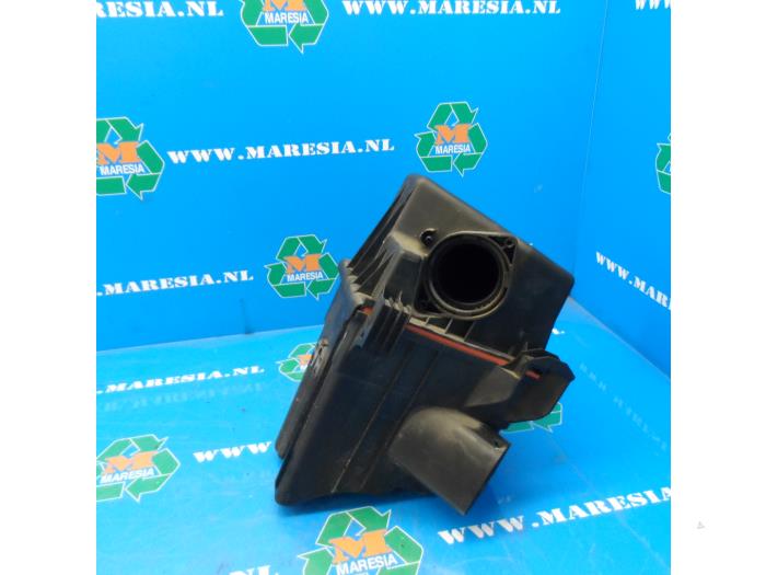 Begagnade Luftfilterhus Seat Cordoba (6L2) 1.4 TDI 80 Pris € 52,50 Marginaltabell erbjuds av Maresia Auto Recycling B.V.