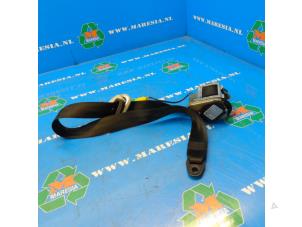 Used Front seatbelt, right Volkswagen Fox (5Z) 1.4 16V Price € 42,00 Margin scheme offered by Maresia Auto Recycling B.V.