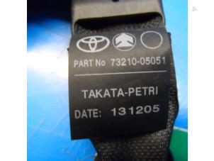 Usagé Ceinture avant droit Toyota Avensis (T25/B1D) 1.8 16V VVT-i Prix € 47,25 Règlement à la marge proposé par Maresia Auto Recycling B.V.