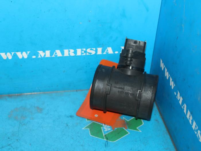 Begagnade Luftflödesmätare Opel Astra G (F08/48) 2.0 Di 16V Pris € 10,50 Marginaltabell erbjuds av Maresia Auto Recycling B.V.