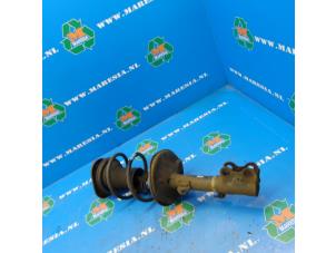 Used Front shock absorber rod, right Toyota Corolla Verso (E12) 1.6 16V VVT-i Price € 52,50 Margin scheme offered by Maresia Auto Recycling B.V.
