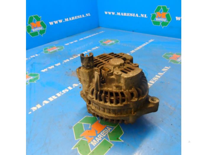 Begagnade Dynamo Chrysler PT Cruiser 2.0 16V Pris € 26,25 Marginaltabell erbjuds av Maresia Auto Recycling B.V.