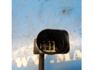 Lambda probe from a Volkswagen Caddy III (2KA,2KH,2CA,2CH) 1.6 TDI 16V 2011