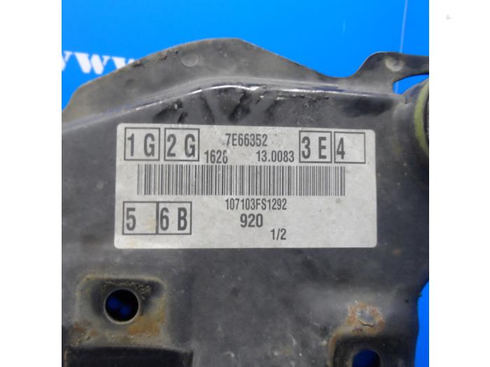Subframe from a Ford C-Max (DM2) 1.8 16V 2007