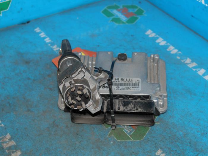 Used Ignition lock + computer Volkswagen Polo IV (9N1/2/3) 1.4 TDI 70 Price € 210,00 Margin scheme offered by Maresia Auto Recycling B.V.