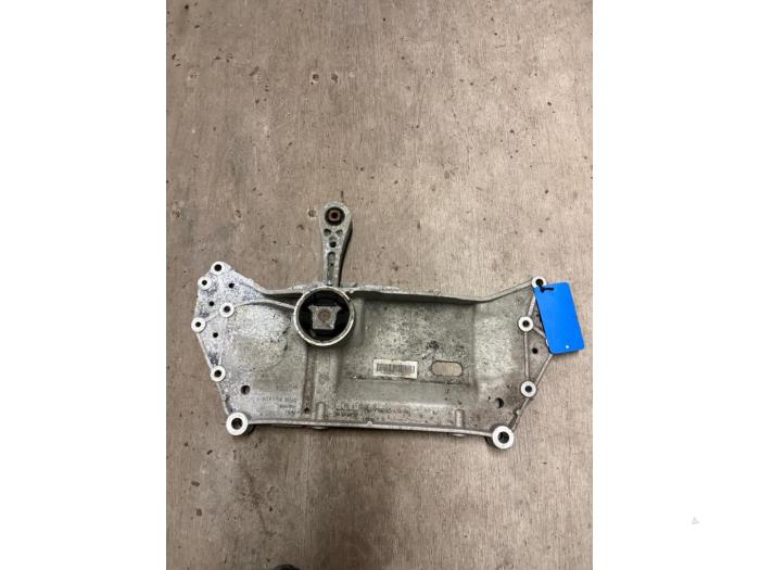 Usados Subchasis Seat Leon (1P1) 2.0 TFSI FR 16V Precio € 78,75 Norma de margen ofrecido por Maresia Auto Recycling B.V.