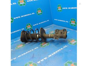 Used Front shock absorber rod, right Toyota Prius (ZVW3) 1.8 16V Price € 78,75 Margin scheme offered by Maresia Auto Recycling B.V.