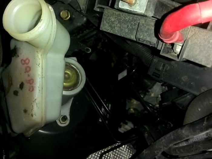 Gebrauchte Bremskraftverstärker Ford Fusion 1.4 16V Preis € 73,50 Margenregelung angeboten von Maresia Auto Recycling B.V.