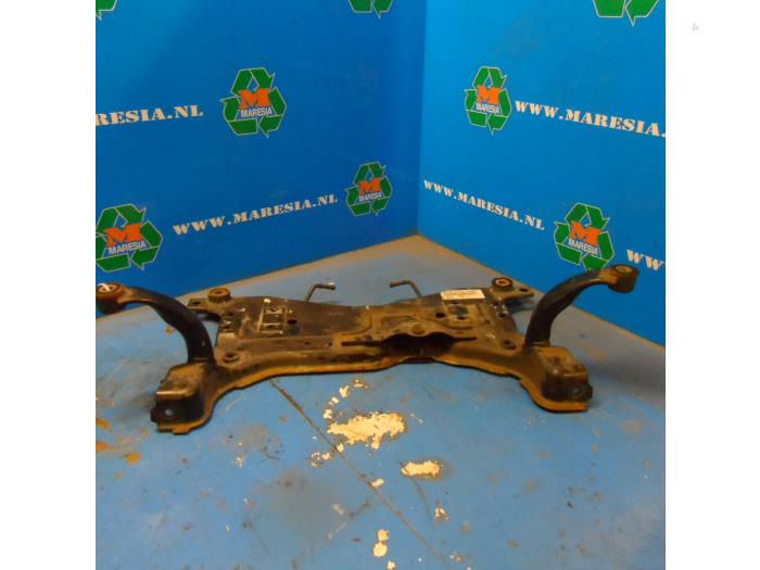 Begagnade Underram Ford Focus C-Max 2.0 16V Pris € 157,50 Marginaltabell erbjuds av Maresia Auto Recycling B.V.