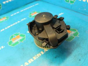 Used Heating and ventilation fan motor Volkswagen Passat (3B3) 1.9 TDI 130 Price € 26,25 Margin scheme offered by Maresia Auto Recycling B.V.