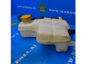 Used Expansion vessel Chevrolet Epica 2.0 D 16V Price € 52,50 Margin scheme offered by Maresia Auto Recycling B.V.
