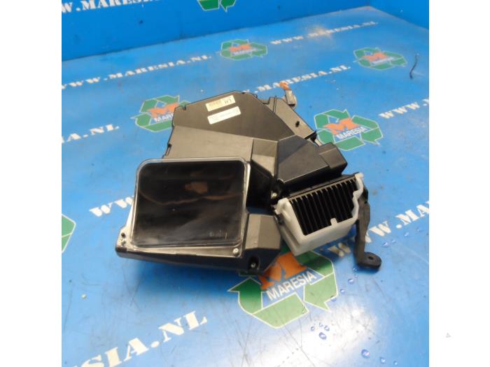 Begagnade Innerdisplay Toyota Prius (ZVW3) 1.8 16V Pris € 105,00 Marginaltabell erbjuds av Maresia Auto Recycling B.V.