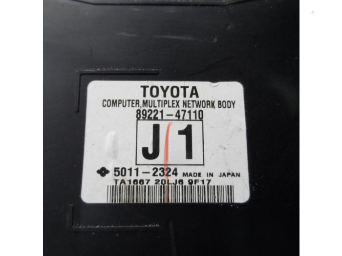 Steuergerät Body Control van een Toyota Prius (ZVW3) 1.8 16V 2009