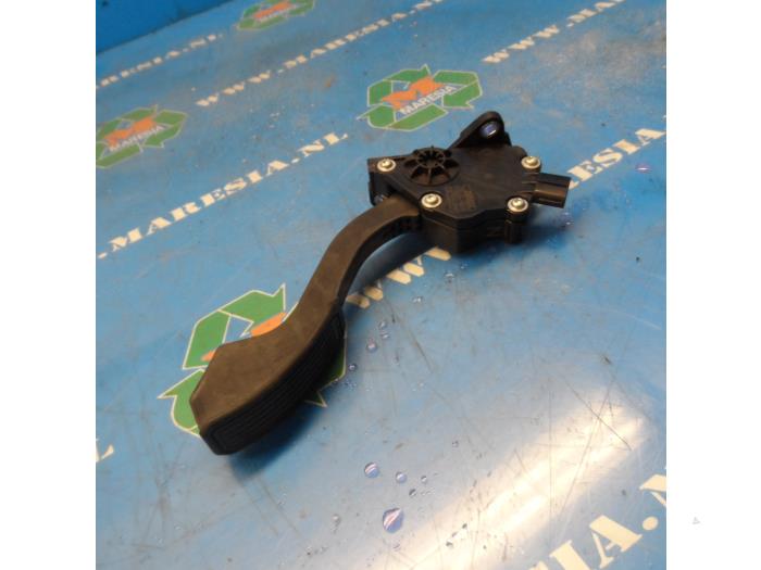 Begagnade Gaspedal Toyota Prius (ZVW3) 1.8 16V Pris € 78,75 Marginaltabell erbjuds av Maresia Auto Recycling B.V.