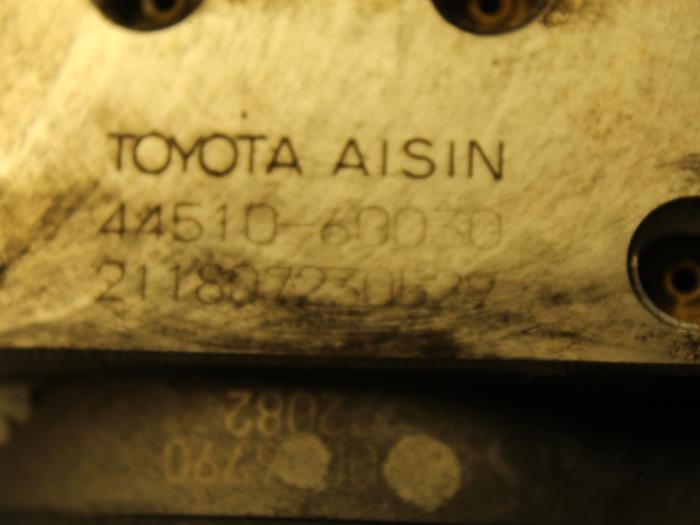 Pompa ABS z Toyota Land Cruiser 90 (J9) 3.0 TD Challenger 1998