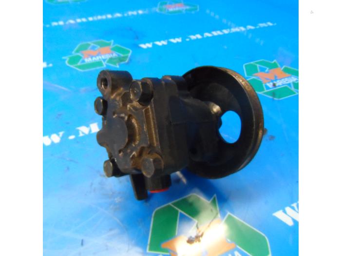 Usagé Pompe de direction Kia Joice 2.0 16V Prix € 26,25 Règlement à la marge proposé par Maresia Auto Recycling B.V.