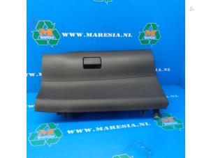 Used Glovebox Toyota Auris (E15) 1.8 16V HSD Full Hybrid Price € 52,50 Margin scheme offered by Maresia Auto Recycling B.V.