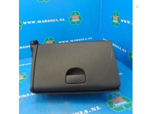 Used Glovebox Hyundai i20 1.2i 16V Price € 52,50 Margin scheme offered by Maresia Auto Recycling B.V.